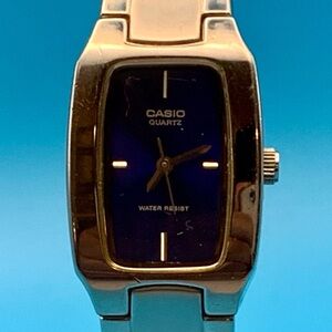 CASIO LTP-1165 (1330) Women’s Quartz Bracelet Wristwatch Japan Movt Working Cond